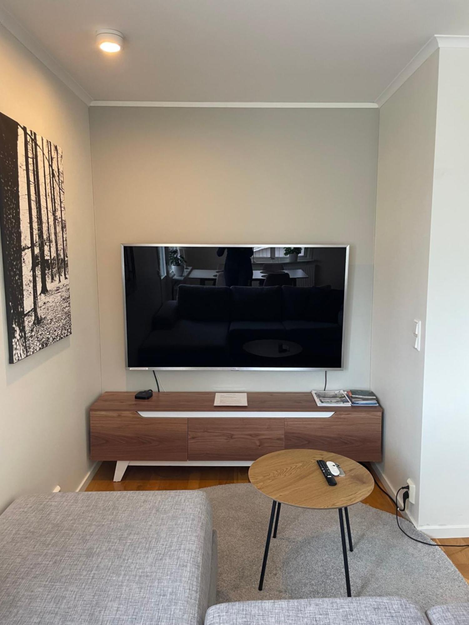 Annies Hus - Very Nice 2 Bedroom Apt Top Floor Stromstad Ngoại thất bức ảnh